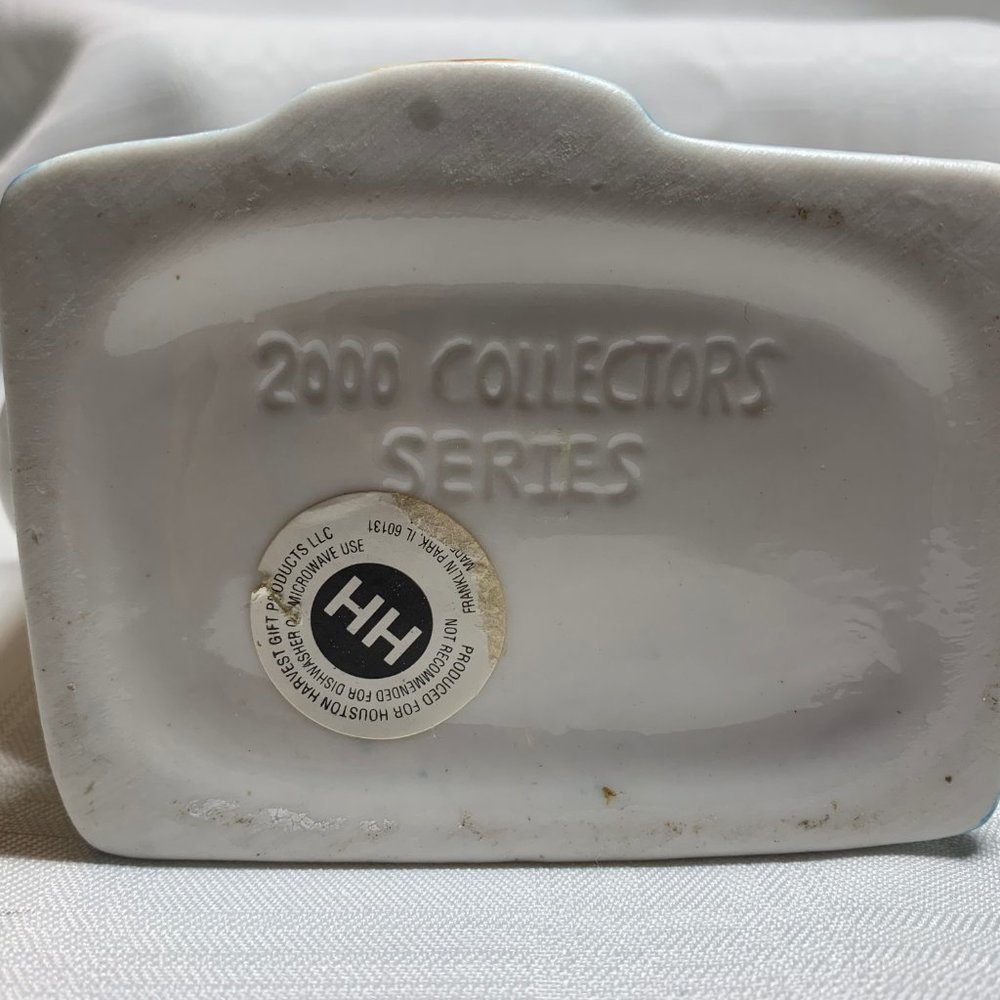 Vintage Houston Harvest Collectors Series Teapot - Picture 6 of 6